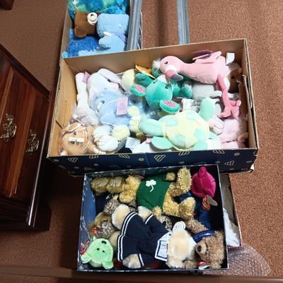 BEANIE BABIES, PRECIOUS MOMENTS AND HALLMARK TROPICANIMAL PLUSH PETS