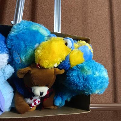 BEANIE BABIES, PRECIOUS MOMENTS AND HALLMARK TROPICANIMAL PLUSH PETS