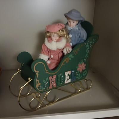 LARGER CHRISTMAS DECORATIONS