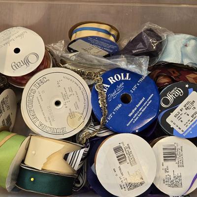 Portable Sewing Implements Case with Ribbon, Ric Rac, and so Much More