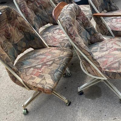5 Chairs
