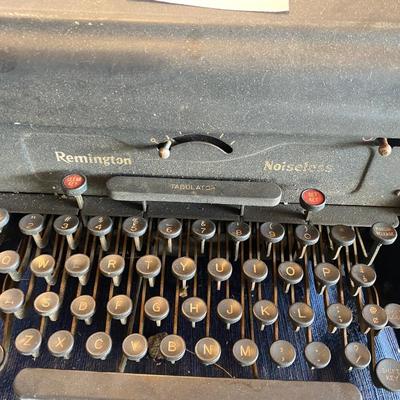 Vintage Remington Rand Typewriter