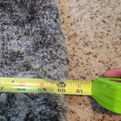 Very, very Soft Faux Fur Tree Skirt
