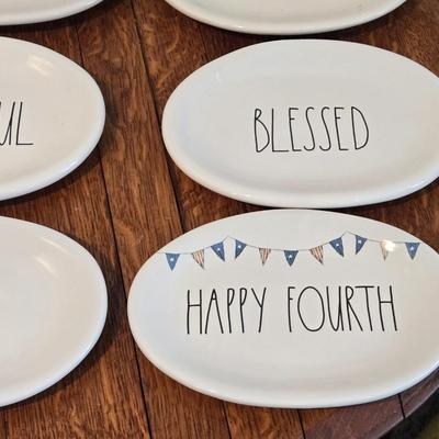 RAE DUNN Holiday Plates