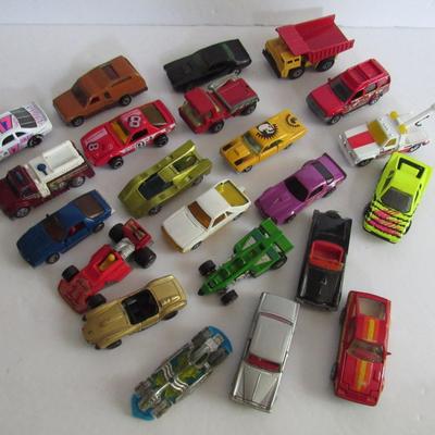 Lot of Older Die Cast Cars and Truck