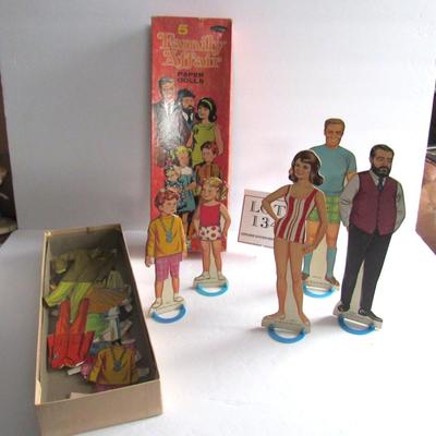 Vintage Family Affair Paper Dolls Set (Ignore lot #, it is lot 189, Read Description)