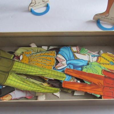 Vintage Family Affair Paper Dolls Set (Ignore lot #, it is lot 189, Read Description)