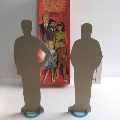 Vintage Family Affair Paper Dolls Set (Ignore lot #, it is lot 189, Read Description)