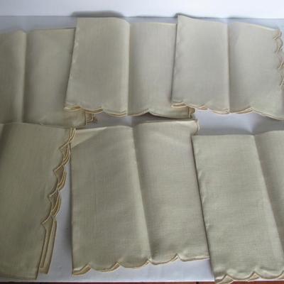 Pretty Fancy Vintage Cloth Napkins