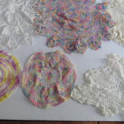 Lot of Smaller Old Doilies