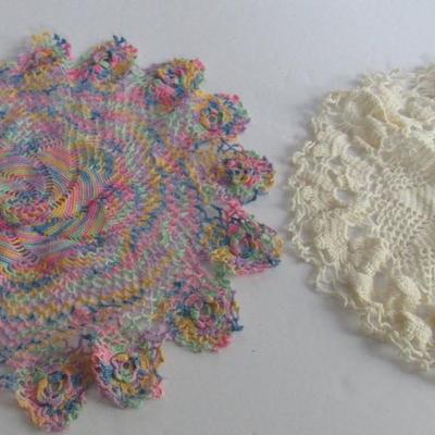 Lot of Smaller Old Doilies