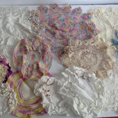 Lot of Smaller Old Doilies