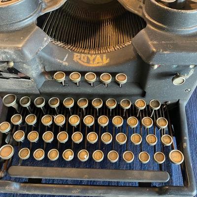 Vintage Royal Typewriter