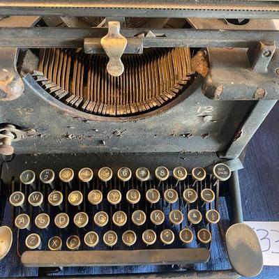 Vintage Remington Typewriter