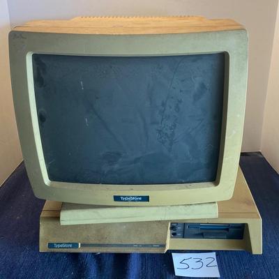 Vintage Type Store Desk Top Word Processor