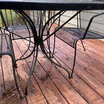 Iron Patio Table & Chairs (D-MG)
