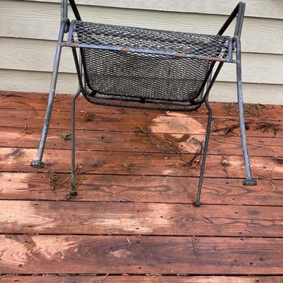 Iron Patio Table & Chairs (D-MG)