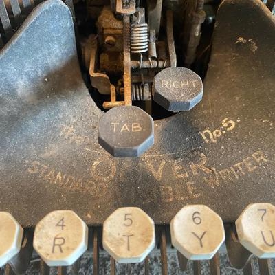 Vintage Oliver Typewriter