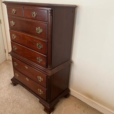 American Drew Chest of Drawers (P-MG)