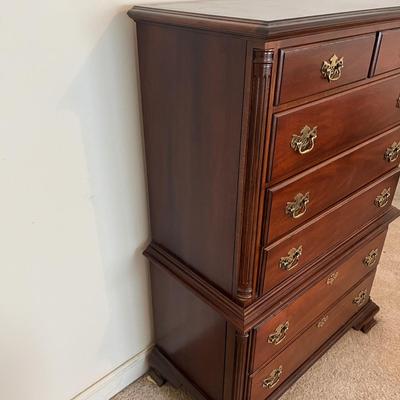 American Drew Chest of Drawers P-MG)