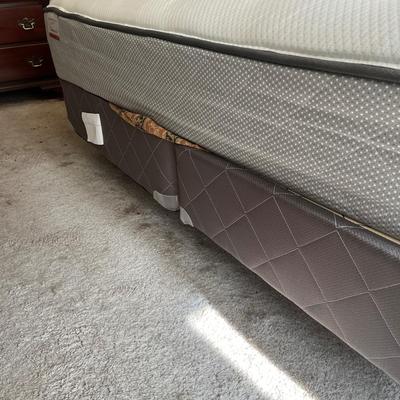 King Sized Bedding & Bed Frame (P-MG)