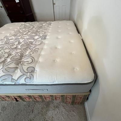 King Sized Bedding & Bed Frame (P-MG)