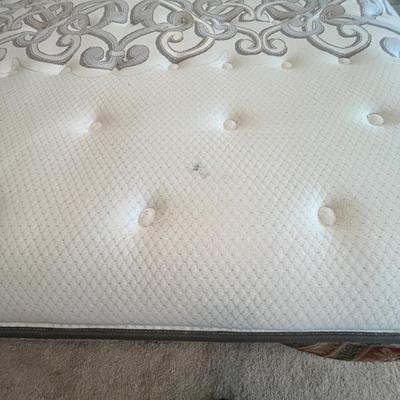King Sized Bedding & Bed Frame (P-MG)