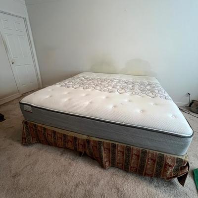 King Sized Bedding & Bed Frame (P-MG)