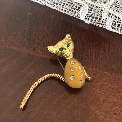 Vintage Cat Broach With Jewel Eyes and Movable Tail