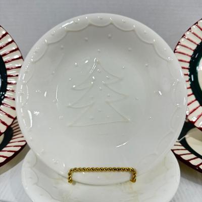 319 Lot of Christmas Plates by Gail Pittman and Horchow
