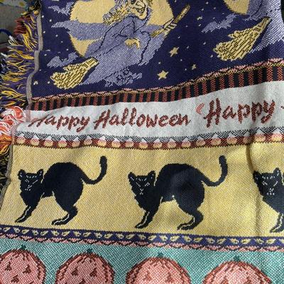 Halloween Tapestry items