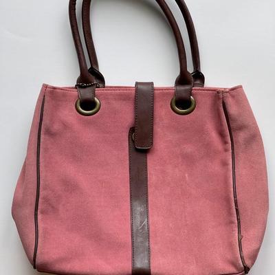 Bath and Body Works Pink Suede shoulder bag - like new