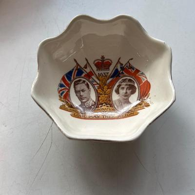 King Charles & Queen Elizabeth bowl