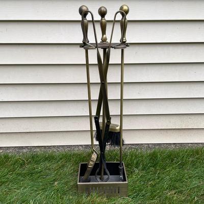 LOT 17L: Vintage Brass Fireplace Tools & Fire Wood Holder