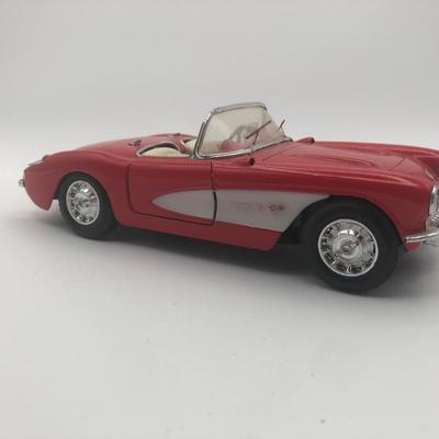 LOT 31L: 1/18 & 1/24 Scale Model Cars: Bruno Italy Dodge Viper RT110, Road Signature 1947 MG TC Midget & 1957 Chevrolet Corvette