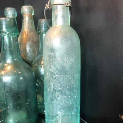 LOT 64L: Antique / Vintage Glass Bottles
