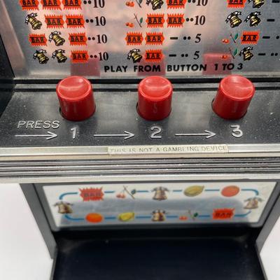 LOT 105L: Vintage 1972 Waco Slot Machine Bank