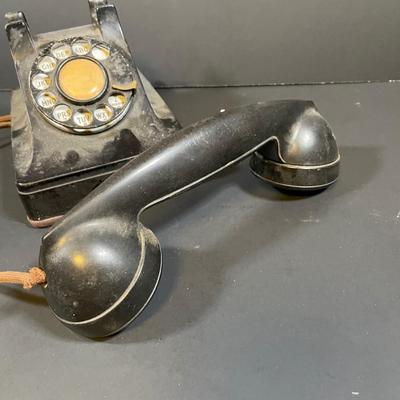 LOT 114B: Vintage Bell System Western Electric Rotary Telephone