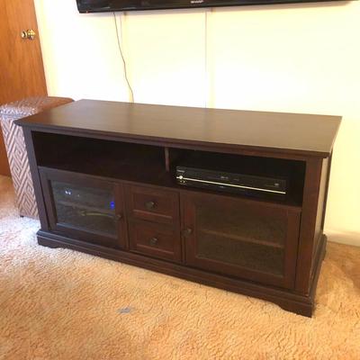 LOT 214U: TV Stand / Console Table (Contents NOT included)
