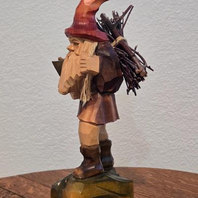 Wood Handcarved & Painted Woodsman