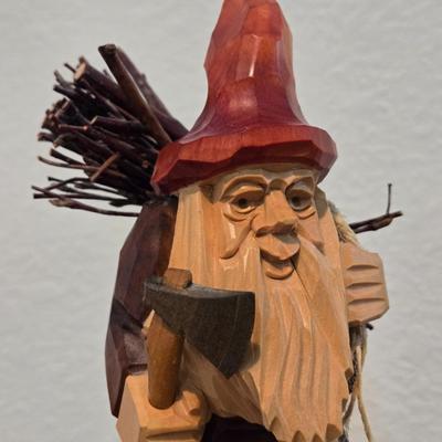 Wood Handcarved & Painted Woodsman