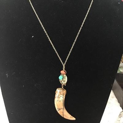 Stone claw pendant, gold, toned, chain glass beads necklace