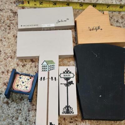 Amish Scene Collectible Wood Block Community