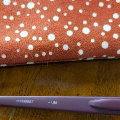 (2) Pairs of Readers with Soft Cases