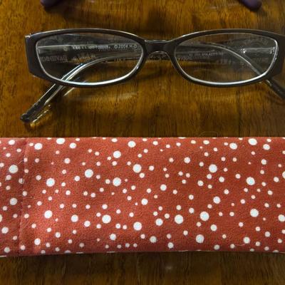 (2) Pairs of Readers with Soft Cases