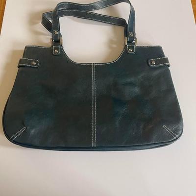 Apt G black leather shoulder bag