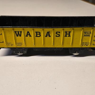 1940s HO Scale Train Set with Tracks