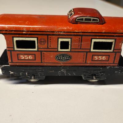 1940s HO Scale Train Set with Tracks