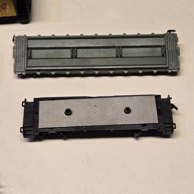 Vintage Train Set with 2 different Car Sets