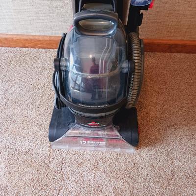 LIKE NEW BISSELL LIFT-OFF DEEP PET CARPET CLEANER WITH UPHOLSTERY ATTACHMENT